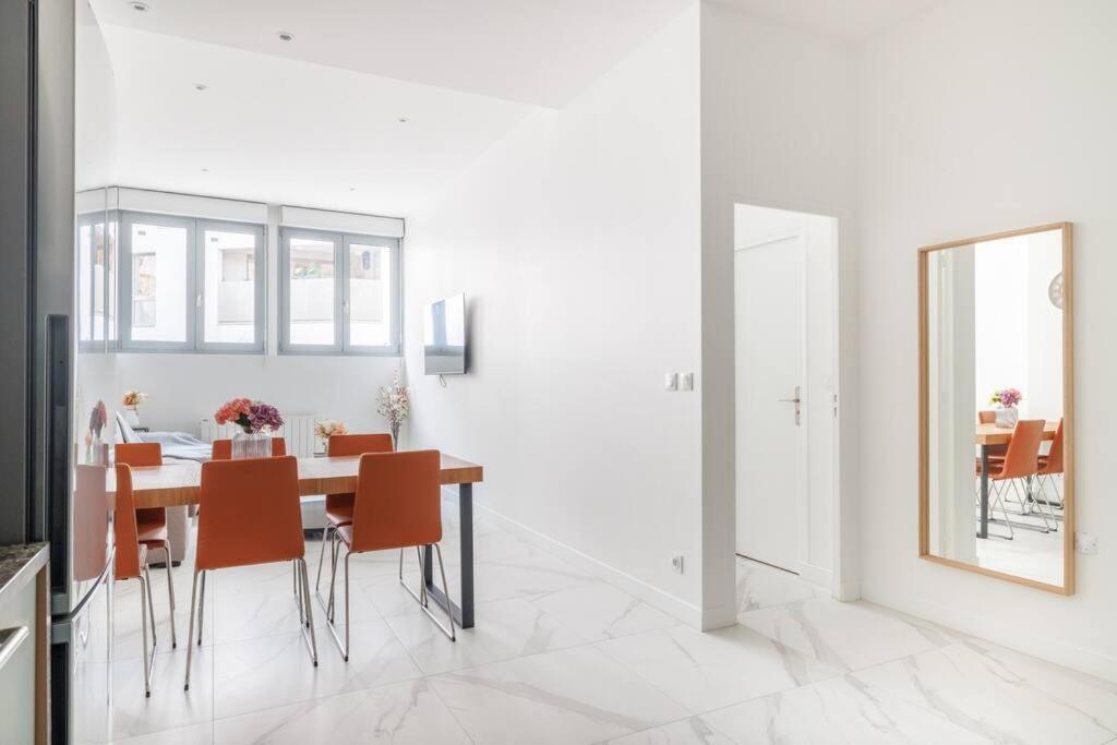 Cosy Flat For 6 People #2 Apartment Asnières Exterior foto